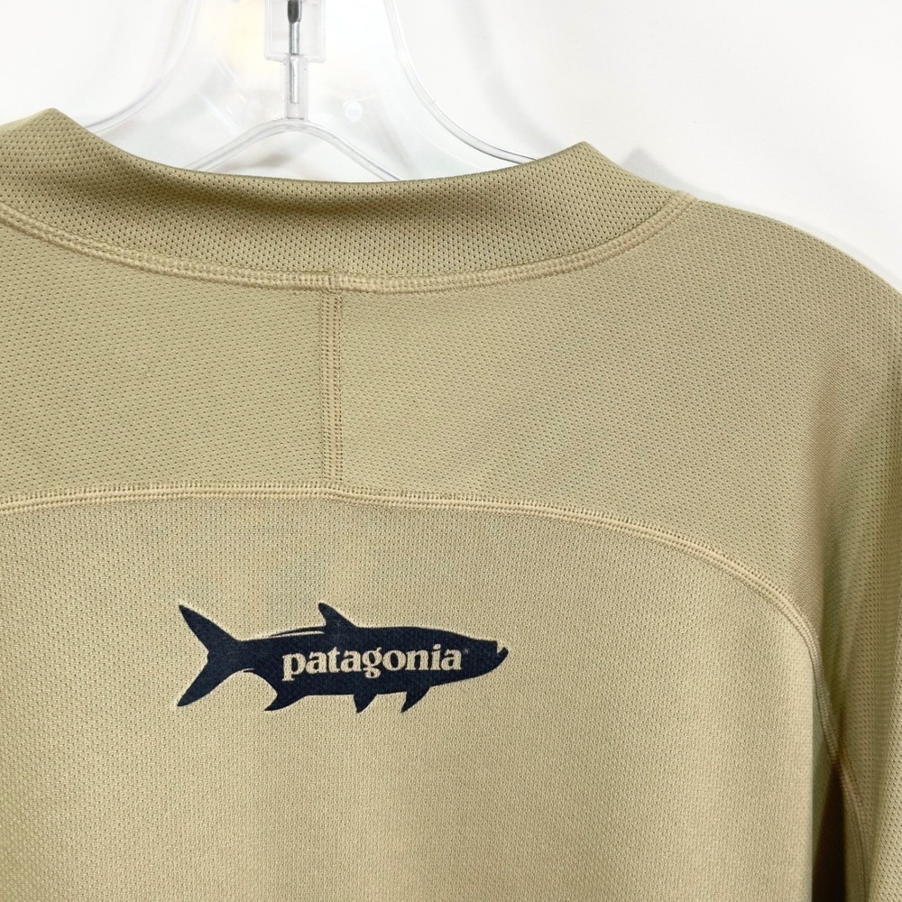 Patagonia XL Shirt Long Sleeve Sun‎ Shirt Fishing Top SPF Back Logo Mens 1615 - Picture 4 of 9
